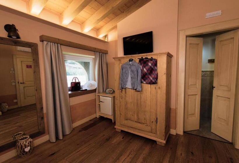 اتاق لوکس, Agriturismo Milord