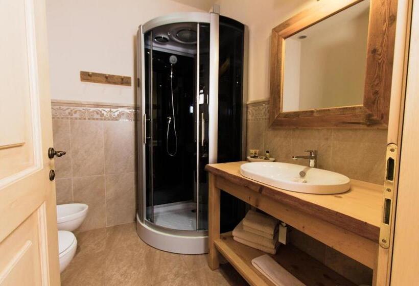 اتاق لوکس با تخت بزرگ, Agriturismo Milord