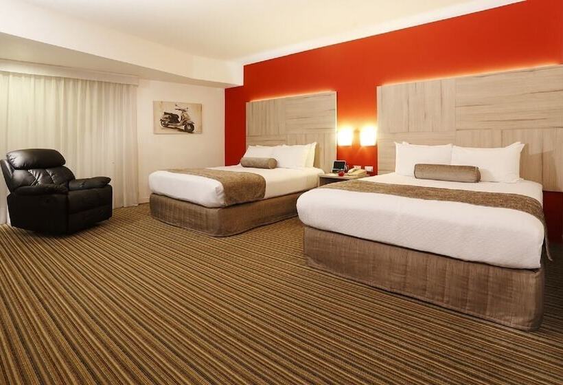 Quarto Standard 2 Camas Casal, Crowne Plaza Lima