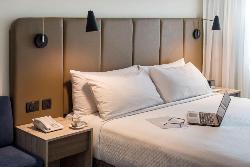 标准间, Crowne Plaza Lima, An Ihg