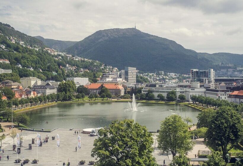 اتاق دلوکس با چشم‌انداز پارک, Norge Bergen