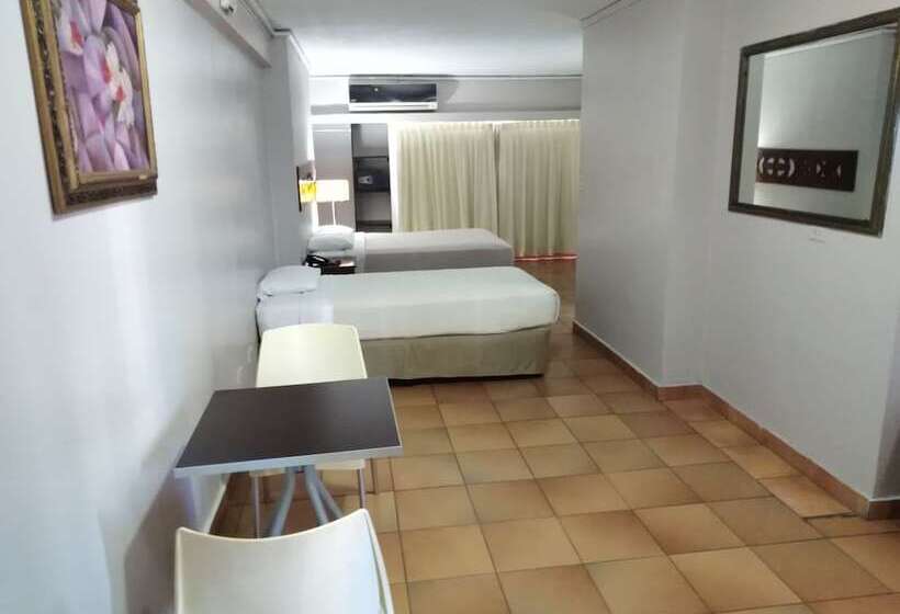 Quarto Economy, Tower House Suites