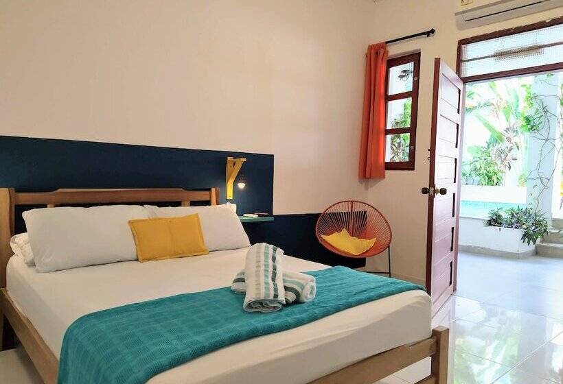 اتاق لوکس, Bona Vida Hostel