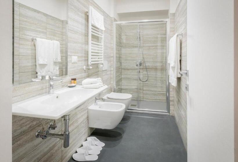 اتاق لوکس, Genova46 Suites & Rooms