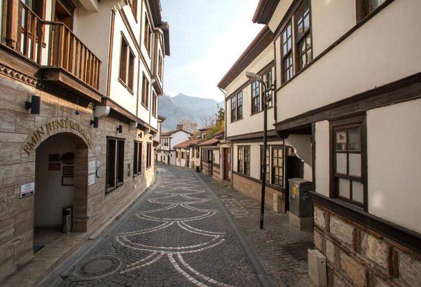 اتاق استاندارد, Emin Efendi Konaklari