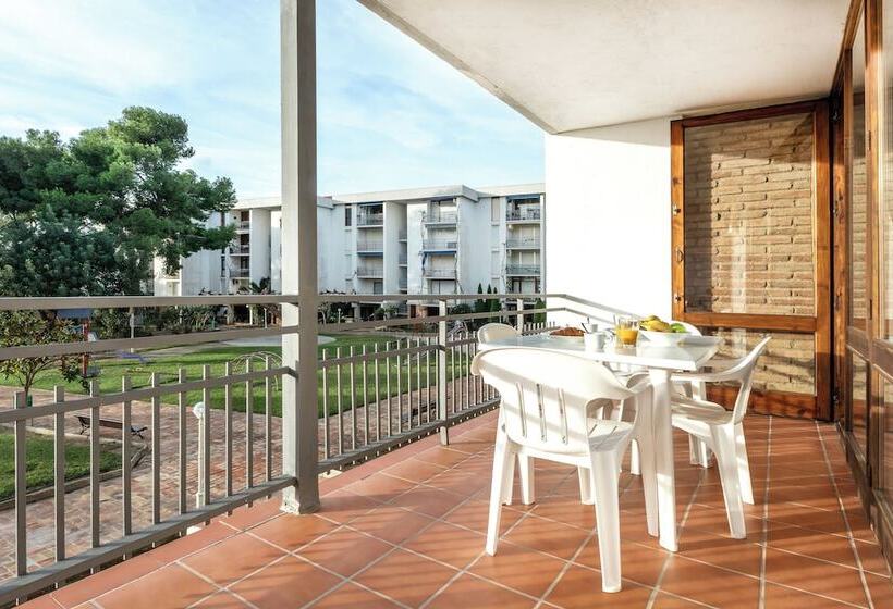 2 Bedroom Deluxe Apartment Sea View, Agaró Cambrils Apartments