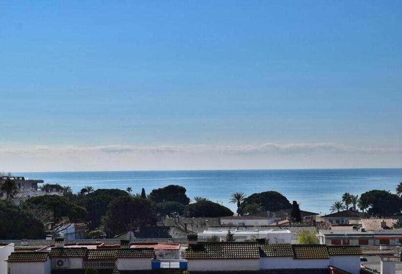 2 Bedroom Deluxe Apartment Sea View, Agaró Cambrils Apartments
