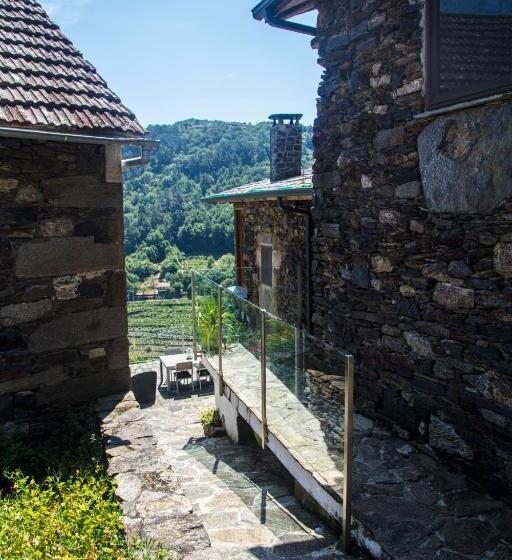 اتاق خانوادگی, Cabo Do Mundo Casa Rural