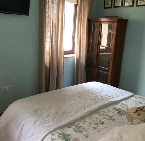 اتاق استاندارد, Hostal Casa Del Buen Viaje