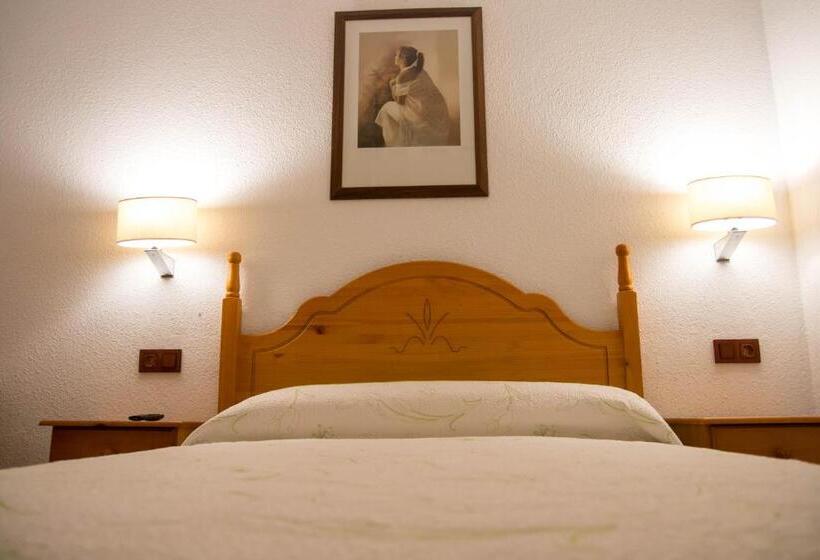 اتاق استاندارد, Hostal La Toba