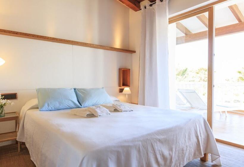 اتاق اساندارد با چشم‌انداز جانبی به دریا, Es Pas Formentera Agroturismo
