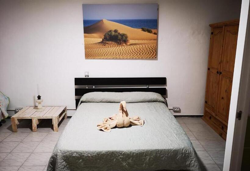 اتاق لوکس خانوادگی, Casa Rural La Cruz