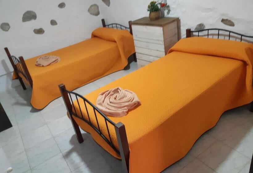اتاق لوکس خانوادگی, Casa Rural La Cruz