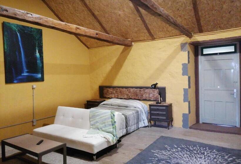 اتاق سوپریور خانوادگی, Casa Rural La Cruz