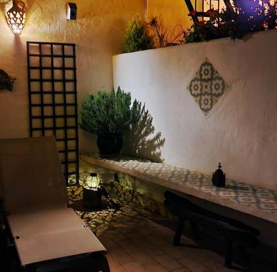 آپارتمان 2 خوابه با تراس, Casa Campana