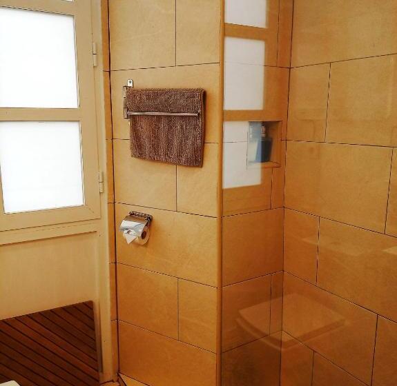 سوییت لوکس, Casa Campana