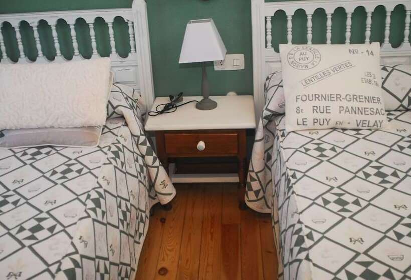 اتاق استاندارد, Hostal Puente Deva