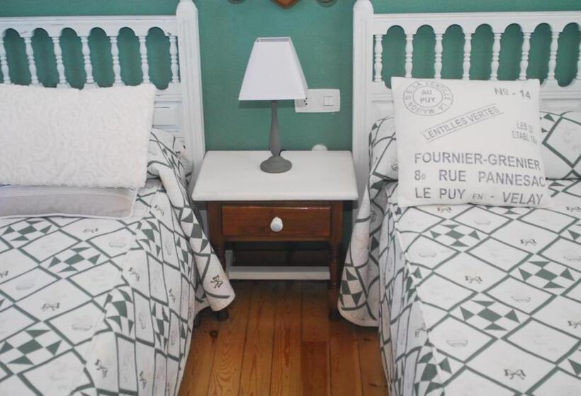 اتاق استاندارد, Hostal Puente Deva