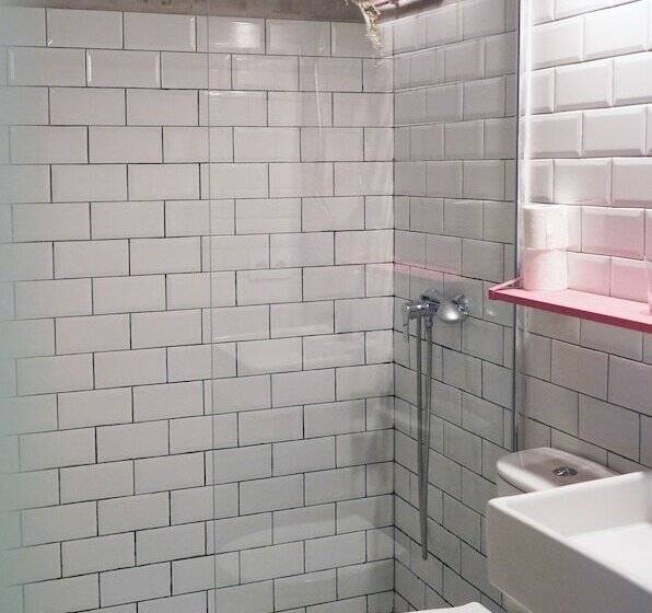 Номер Стандарт, Hostal Trafalgar