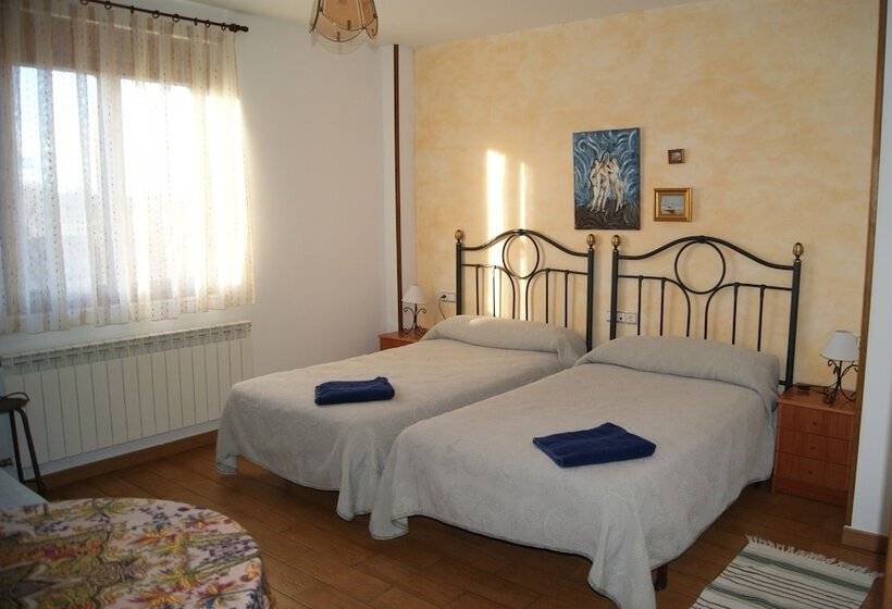 اتاق استاندارد سه نفره, Casa El Cura