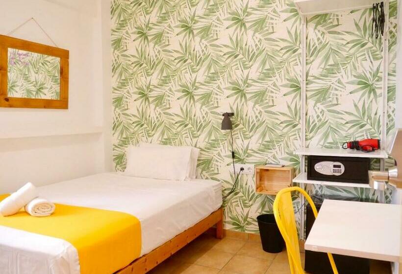 اتاق استاندارد یک نفره, Nanit Rooms Ibiza Hostal