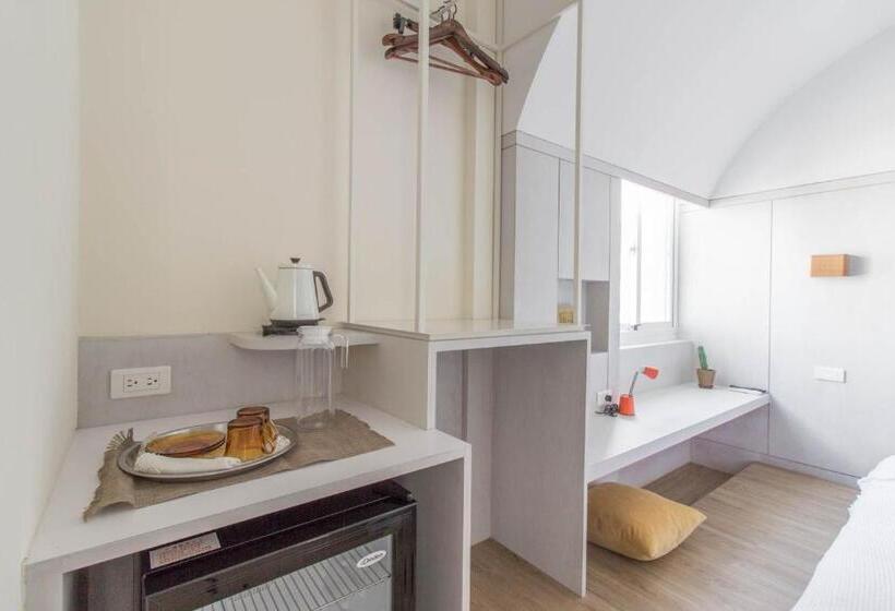 اتاق استاندارد, Ho̍k House