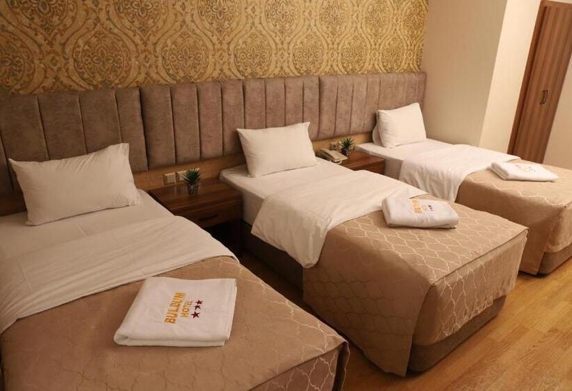 اتاق استاندارد سه نفره, Buldum Otel