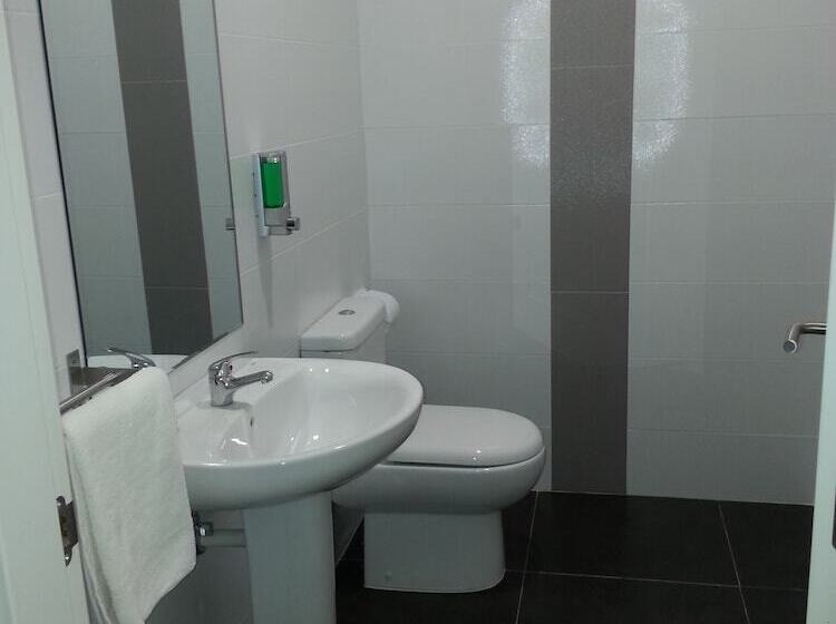 اتاق استاندارد با سرویس بهداشتی مشترک, Hostal Cama Del Mar