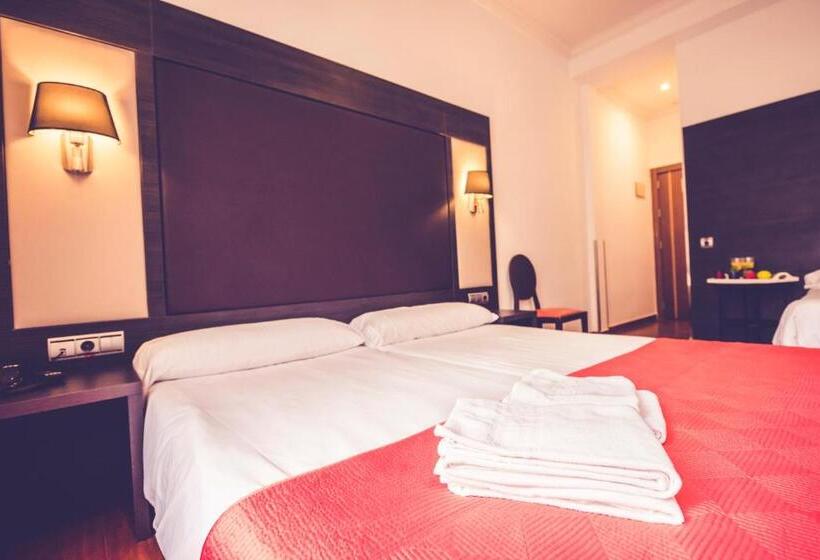 اتاق استاندارد سه نفره, Hostal Sol Los Angeles