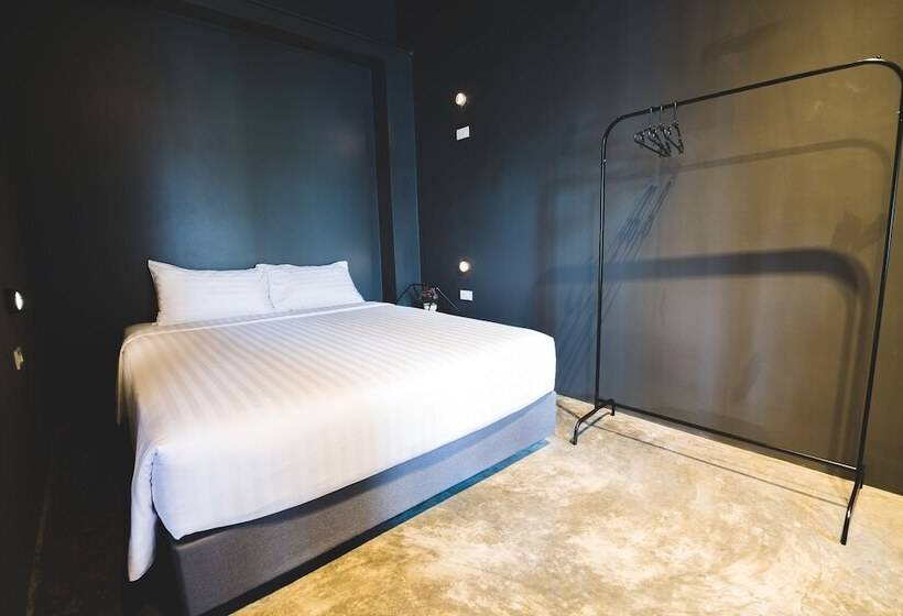 اتاق استاندارد با سرویس بهداشتی مشترک, Issara By D Hostel