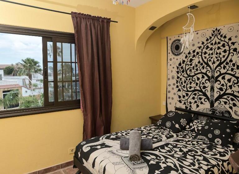 اتاق عادی, Los Amigos Hostel Tenerife