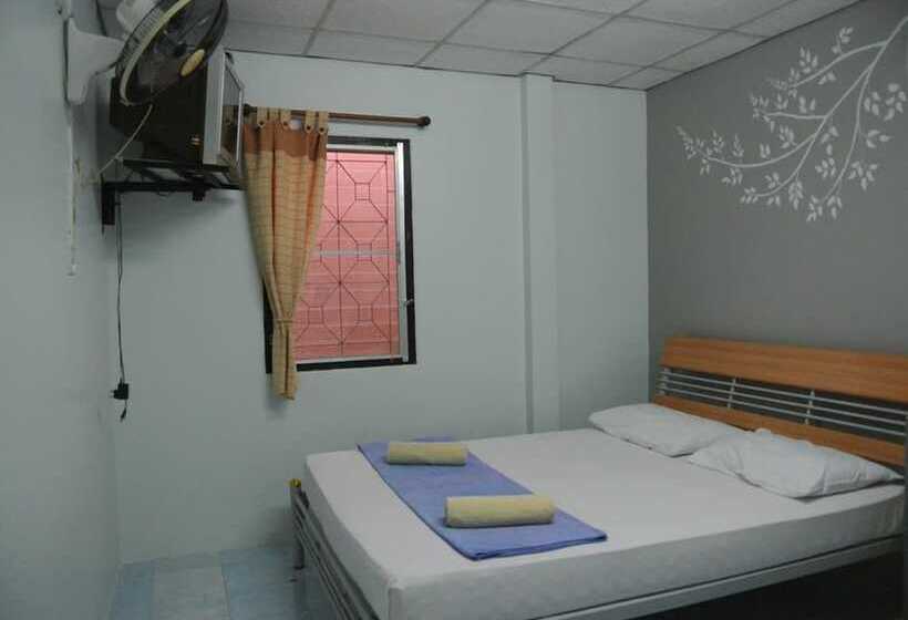 Economy Room, Phang Nga Guesthouse