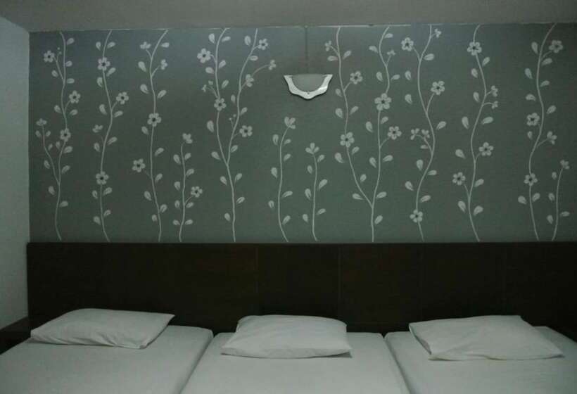 اتاق استاندارد سه نفره, Phang Nga Guesthouse