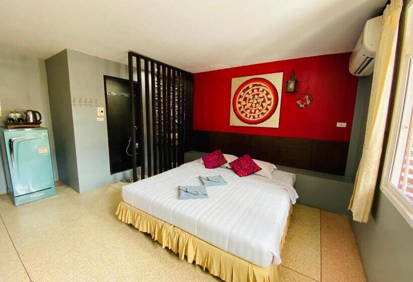 سوییت, Phang Nga Guesthouse