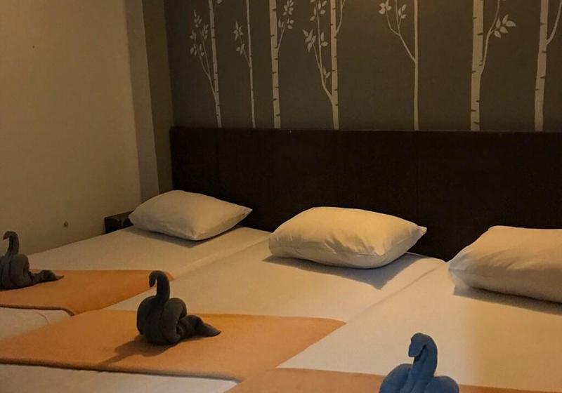 اتاق استاندارد سه نفره, Phang Nga Guesthouse