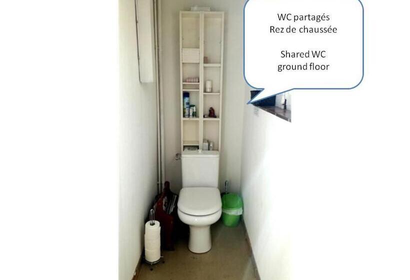 اتاق استاندارد سه تخته با سرویس بهداشتی مشترک, Chez Dan Et Véro   Chambre D Hôte