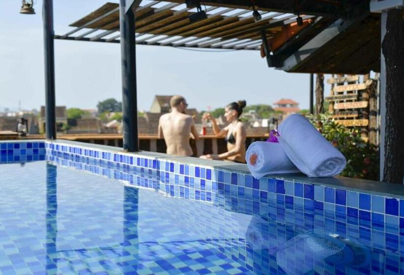 سوییت خانوادگی, The Hoi An Villa