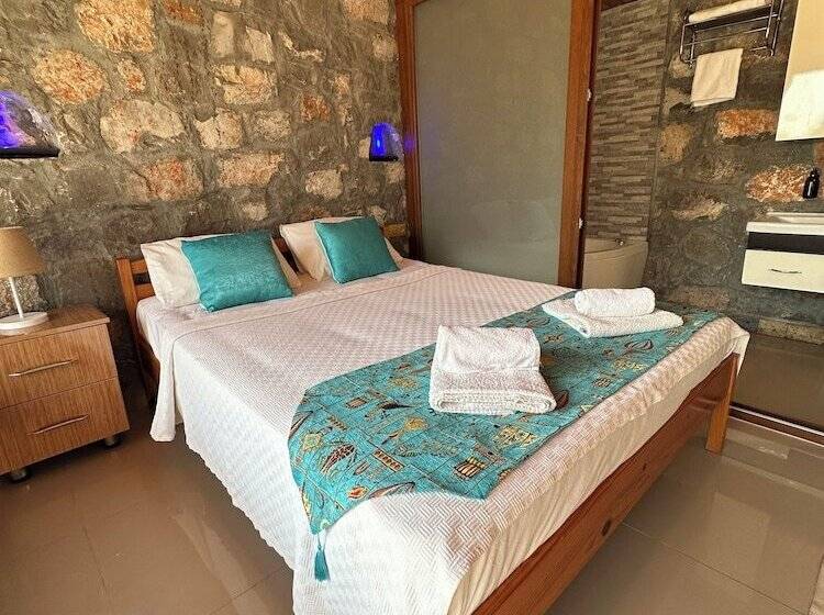 اتاق استاندارد, Kabak Armes