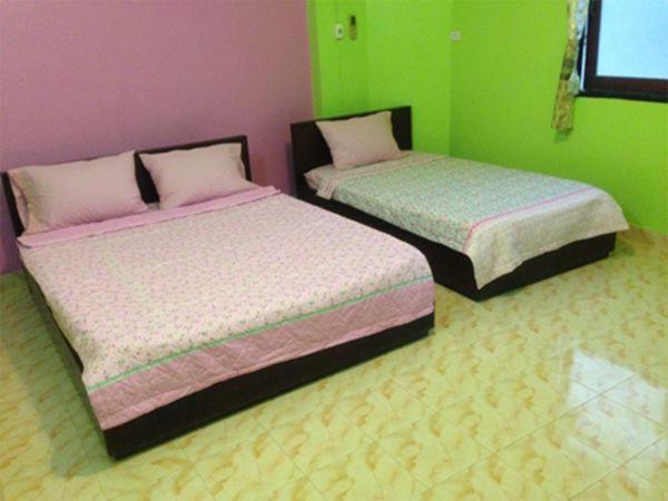 اتاق استاندارد سه نفره, Royal Land Mae Klong