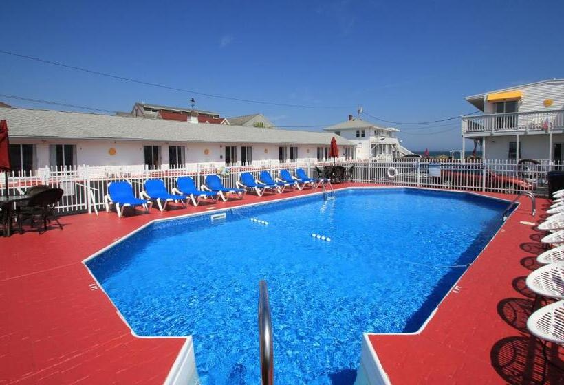 سوییت خانوادگی, Atlantis Motel
