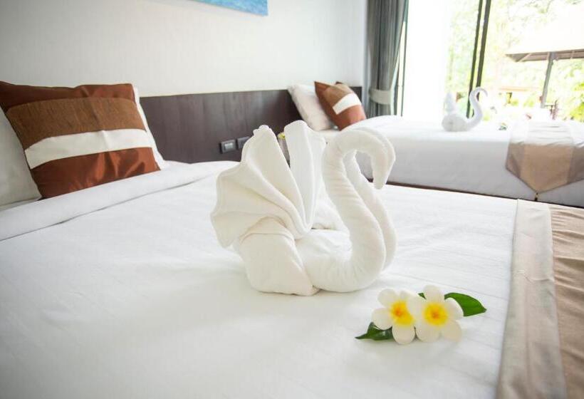 اتاق لوکس با بالکن, The Retreat Khaolak Resort   Sha Extra Plus