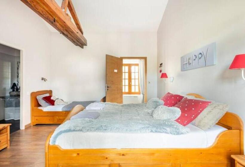 اتاق استاندارد سه نفره, B&b Des Histoires D Anges   Côté Jardin   Accueil Vélo