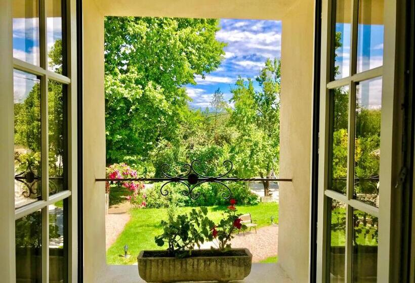 سوئیت با تخت بزرگ, Domaine De La Brave
