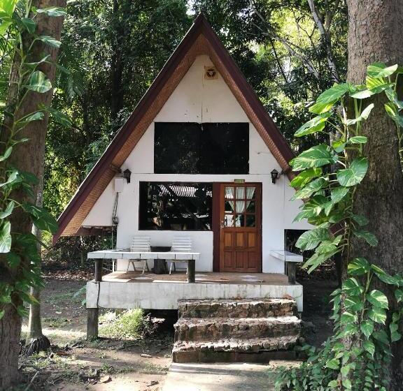 اتاق لوکس با چشم‌انداز باغ, River Marina Resort