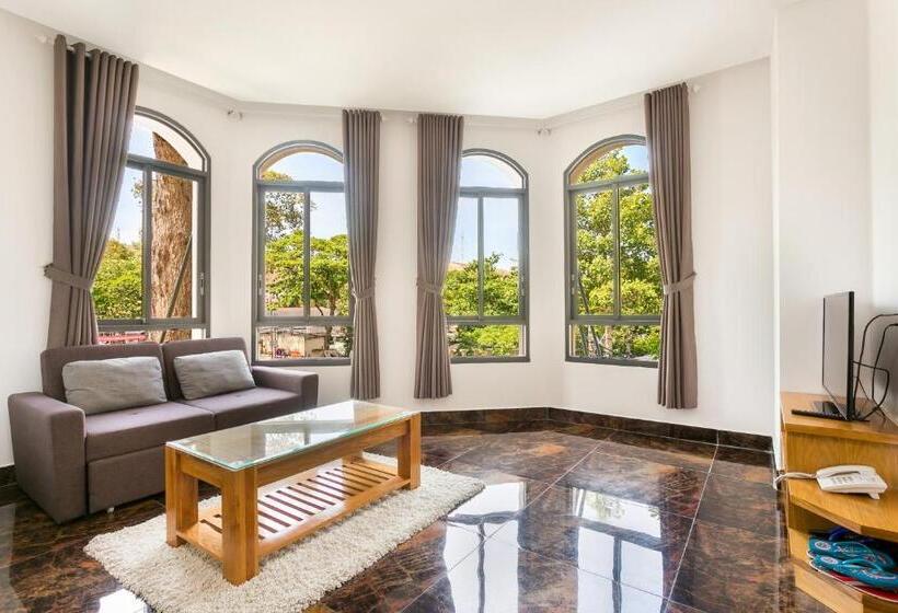 آپارتمان 1 خوابه با چشم‌انداز, Kim Minh Apartment &