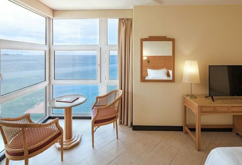 Suite Junior, Dom Pedro Madeira