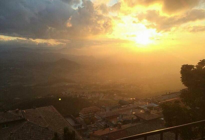 اتاق استاندارد, La Rocca