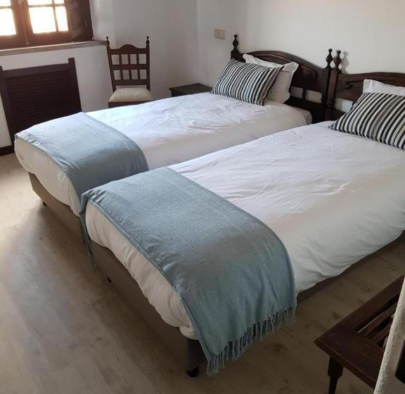 اتاق استاندارد, Rainha Santa Isabel   óbidos History