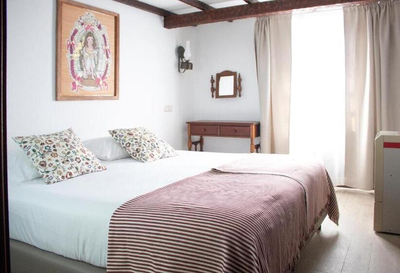 اتاق استاندارد, Rainha Santa Isabel   óbidos History