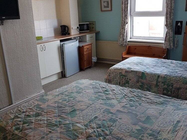 استودیوی لوکس, Cumbria Guest House